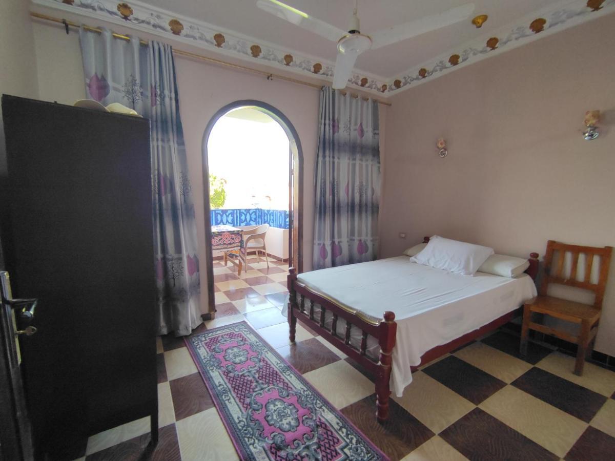 Ahmed Mulatam House Apartment
